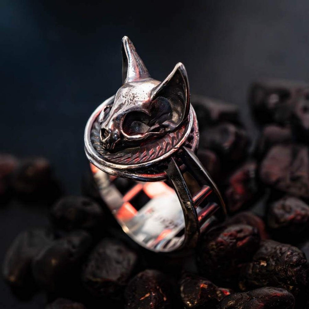 Meowmento Mori Ring