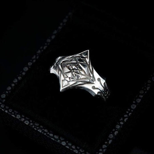 Apex Ring